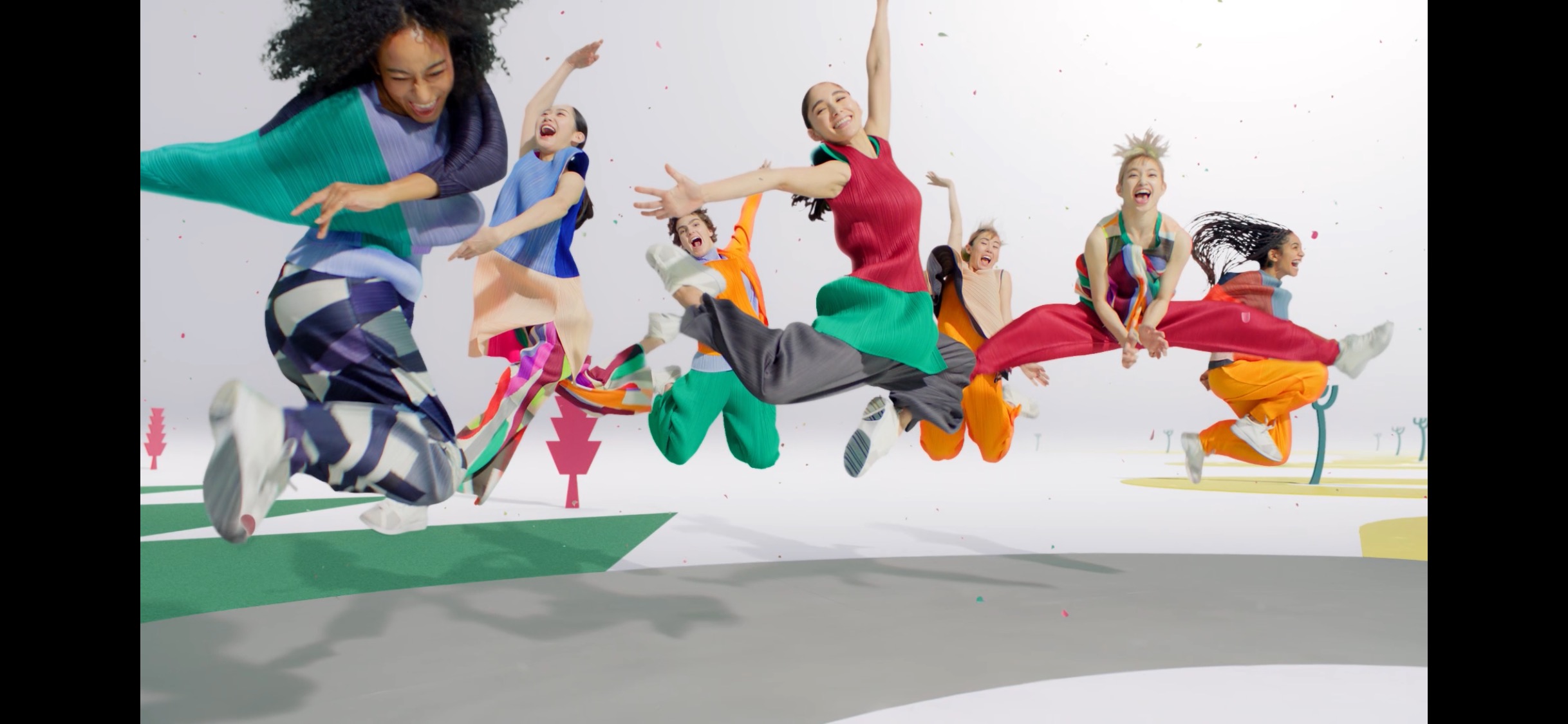 Issey Miyake PLEATS PLEASE