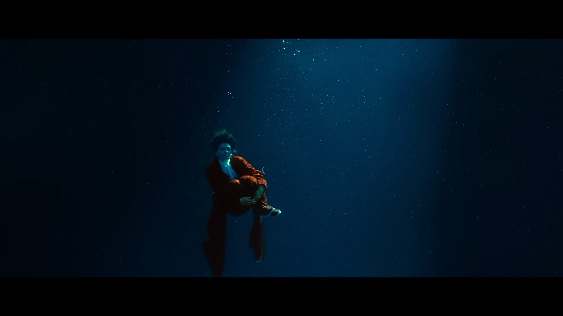 藤井風 “燃えよ” MV