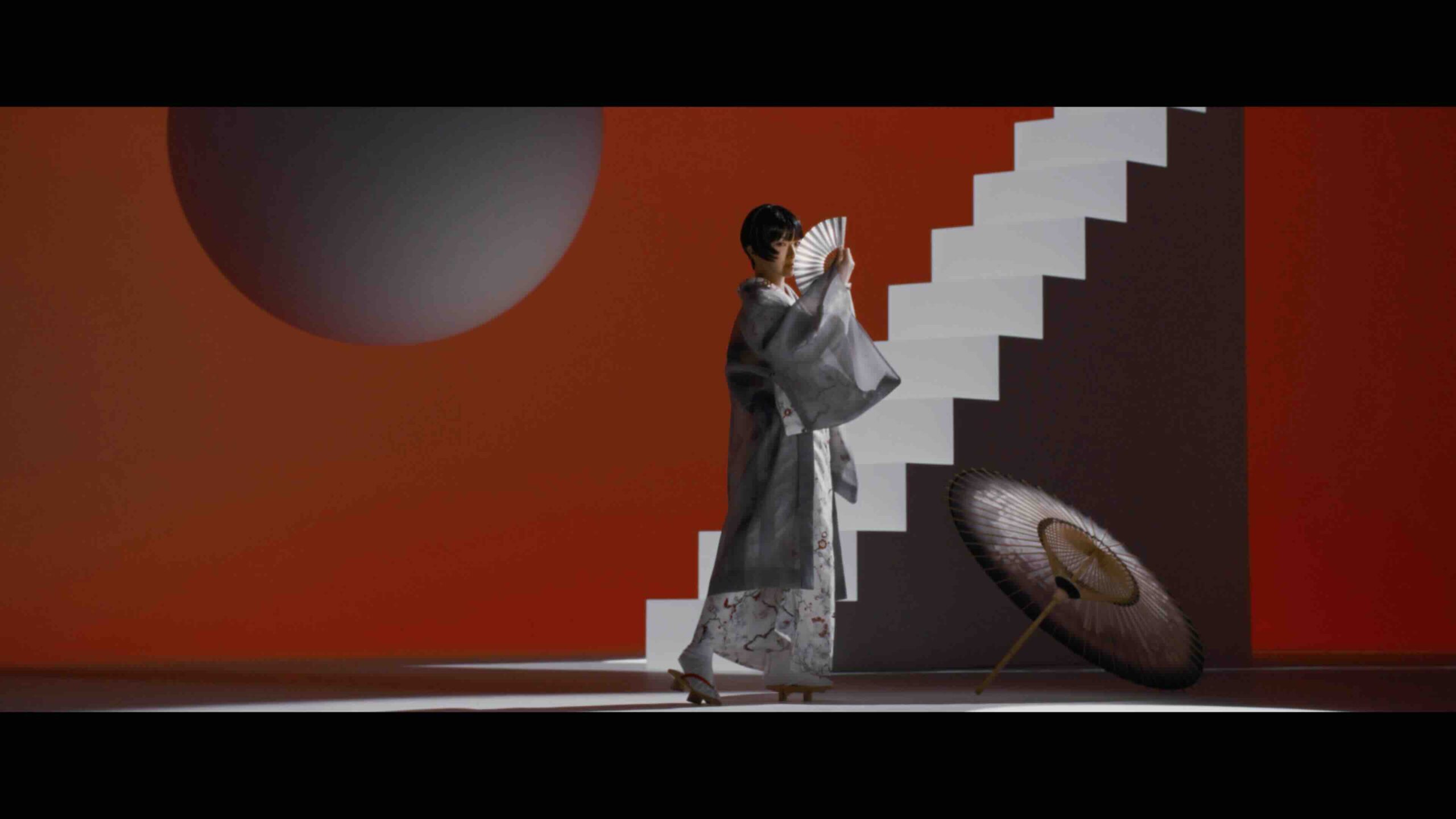 椎名林檎 “芒に月” MV